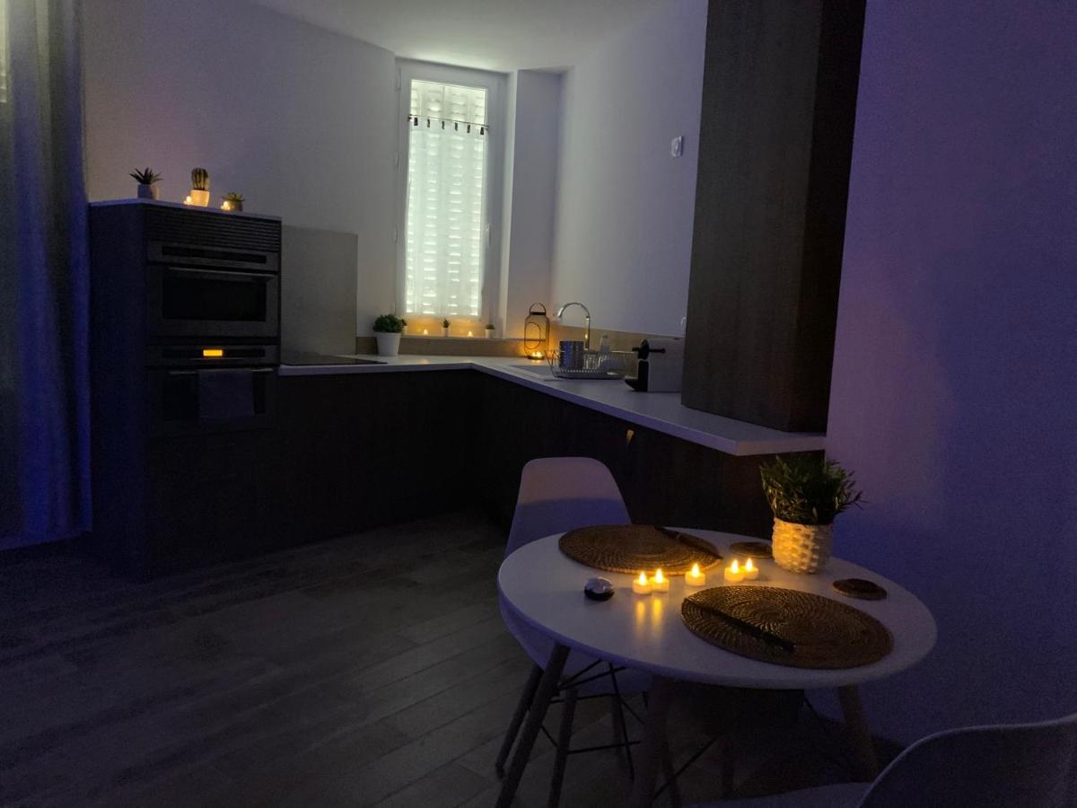 Appartement Cosy Jacuzzy Luxe Gare De Toulon Exterior photo