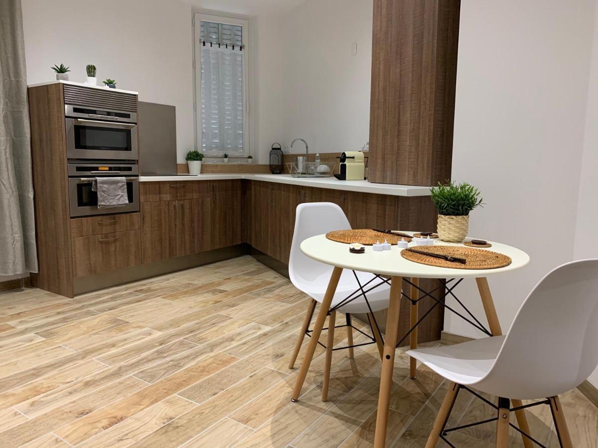 Appartement Cosy Jacuzzy Luxe Gare De Toulon Exterior photo
